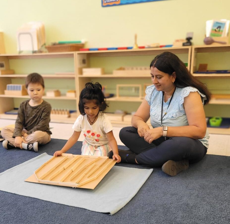 teacher and preschoolers in San Carlos, California